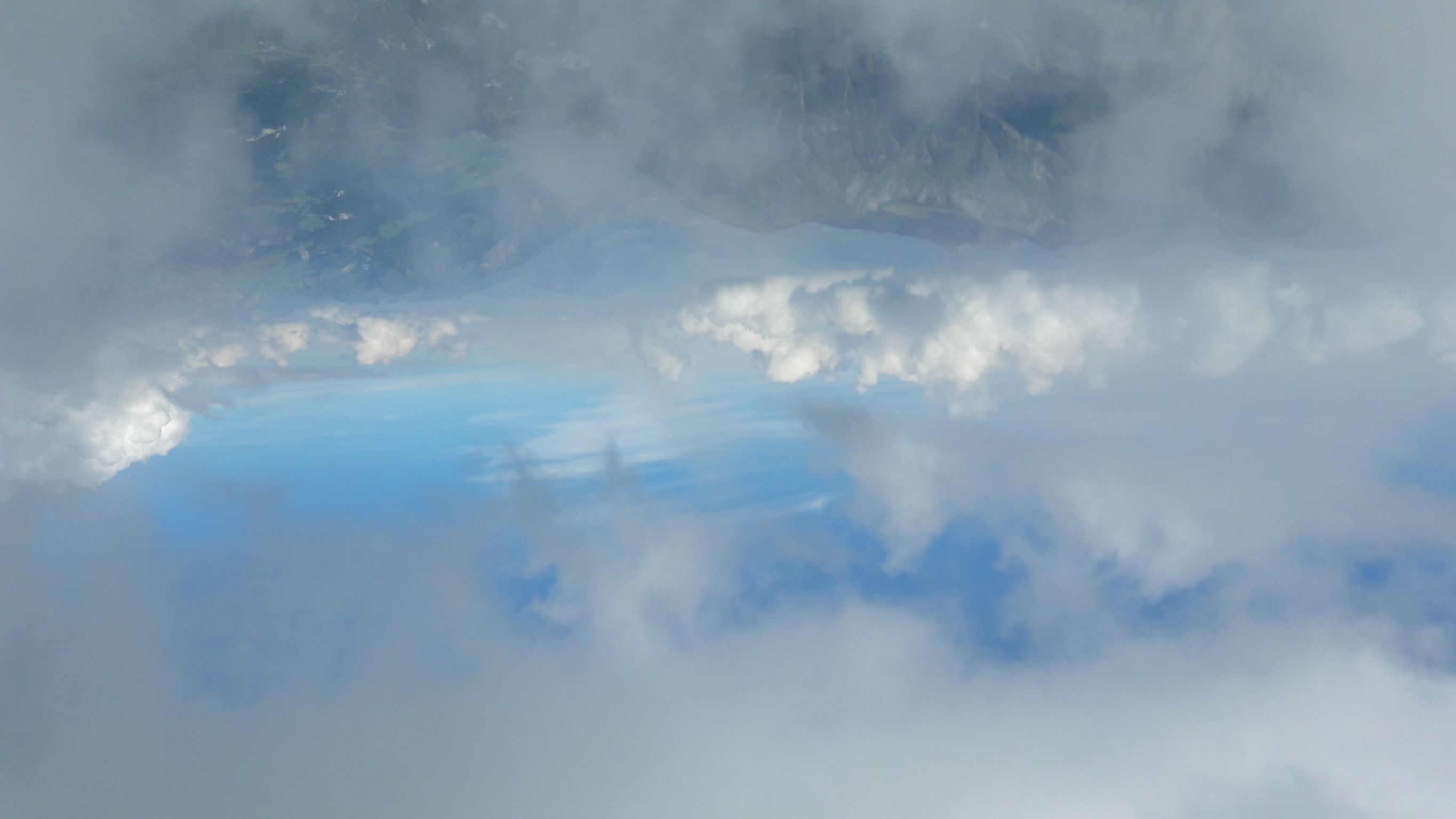 Zwischen den Wolken &uuml;ber der Axalp